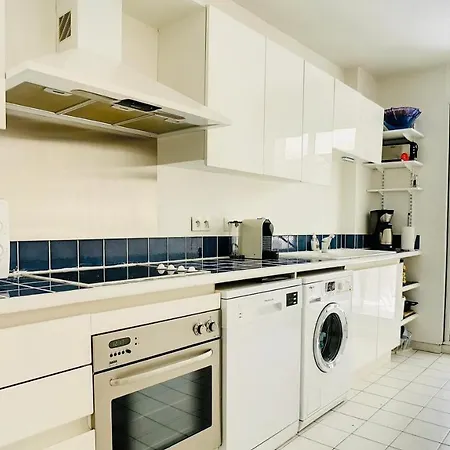 : Superbe Terrasse Rue D'antibes Cannes